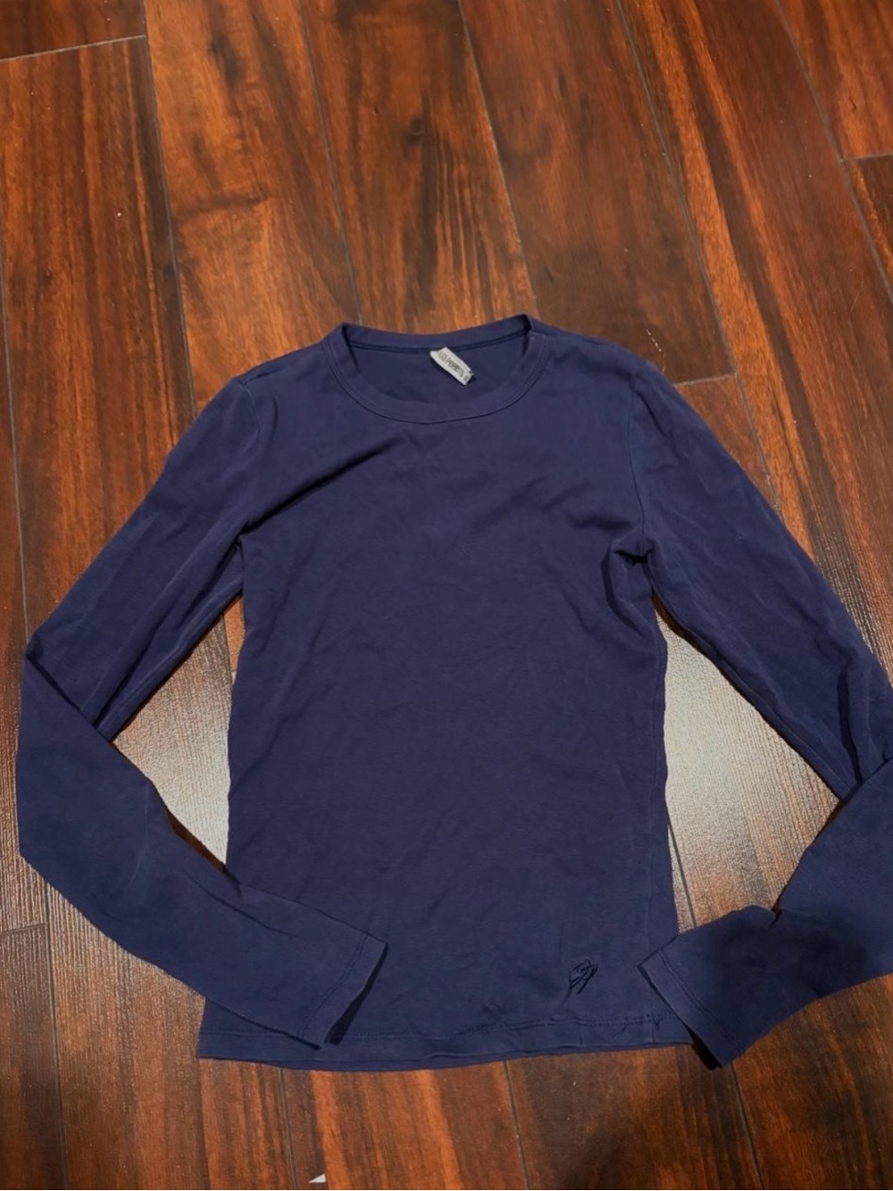 Women’s Long-Sleeve Crewneck Tee - Navy